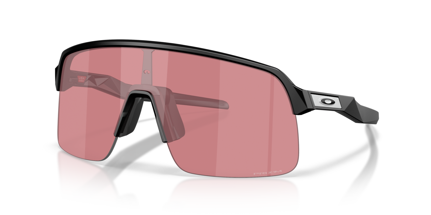 Oakley OO9463 Sutro Lite On The Green Collection Matte Black