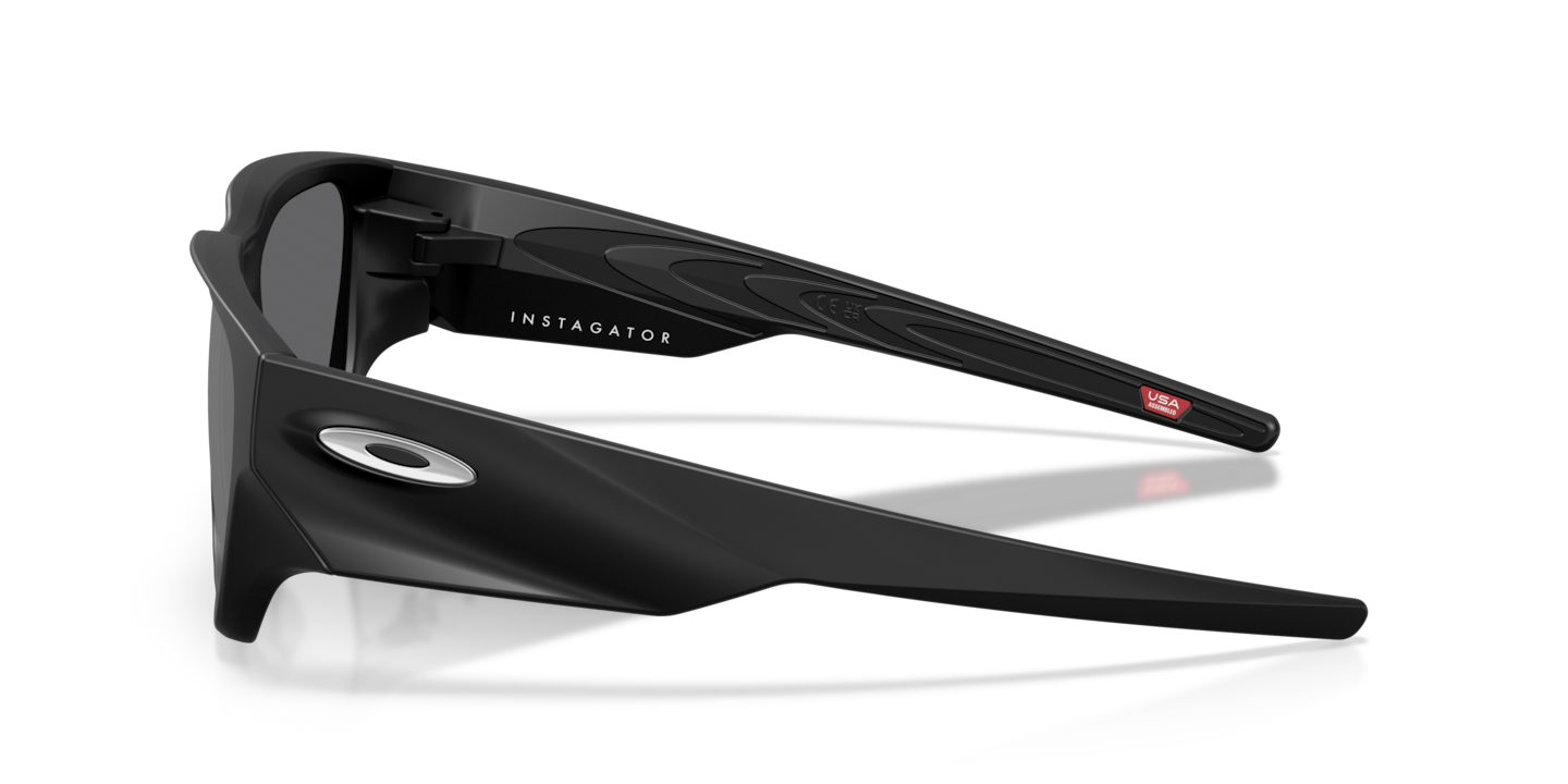 Sunglasses Oakley OO9514 Instagator | Free Shipping | Glasses.com®