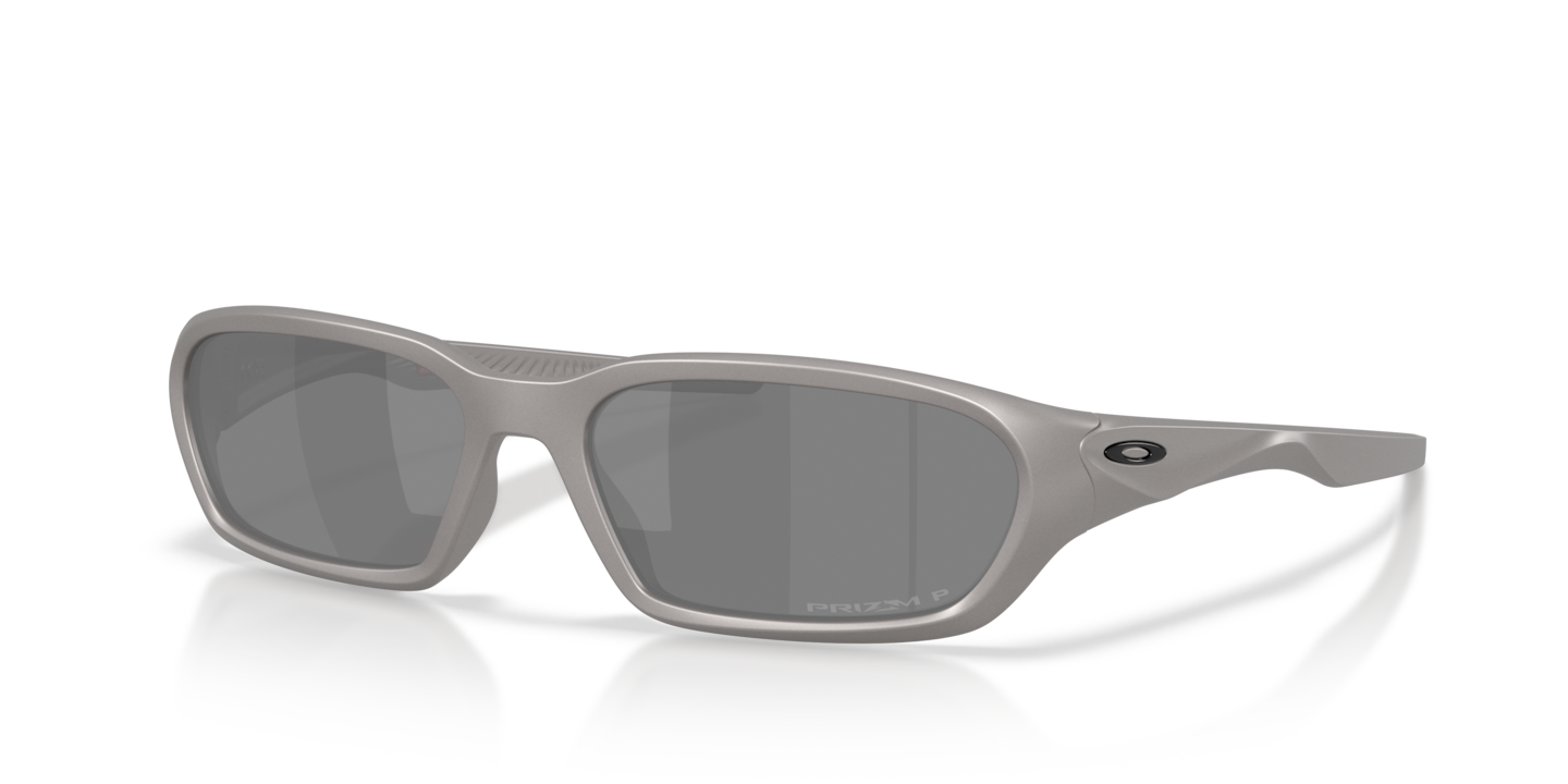 Oakley OO9530 Terraforma Titanium